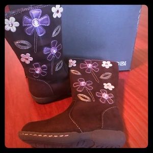 Toddler suede brown boots